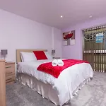 Meridian Bay Apartment